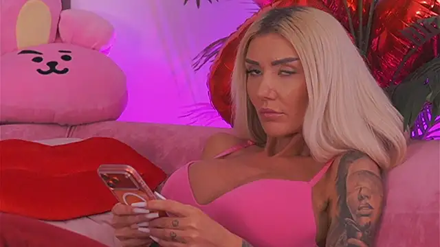 fallingangel live XXX chat