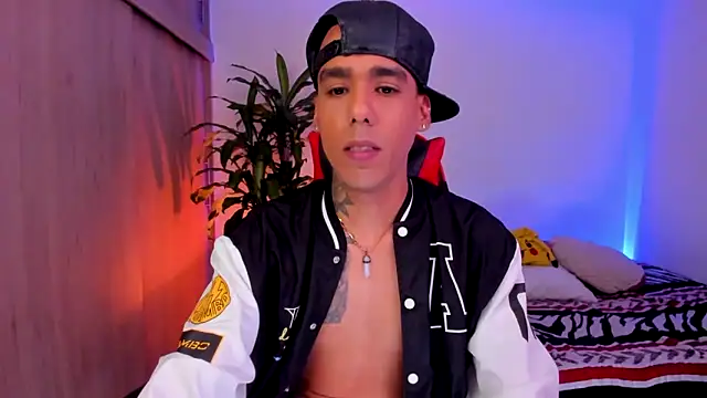 Damianwhite's Live XXX Chat