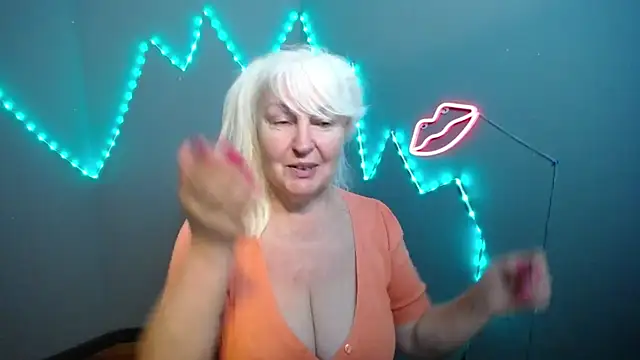 دردشة BlondyLeeBest الجنسية المباشرة