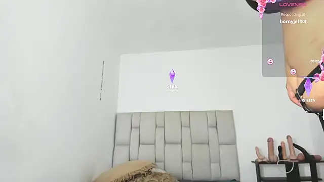 KorinaKovaa – Naživo XXX chat