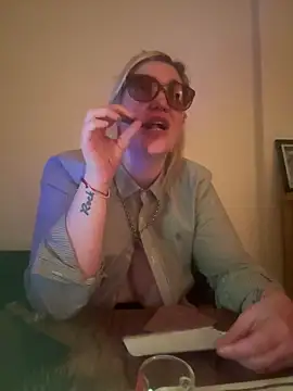 แชท XXX สดของ Granlady7