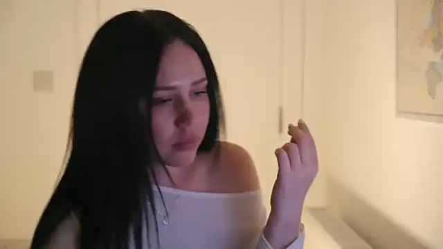 mira_mmira's Live XXX Chat