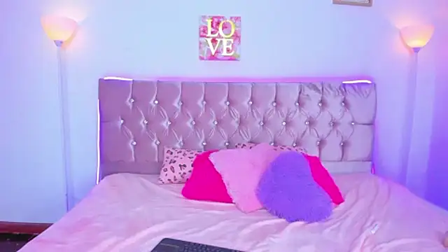 Lushy_sweet webkamerás műsora