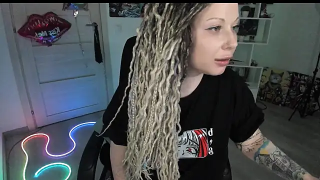 دردشة HoneySallyMoore الجنسية المباشرة