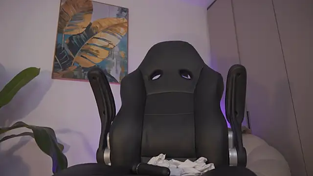 sarawinstone 即時 XXX 聊天