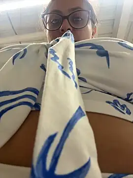 Czat XXX na żywo – Angie_e