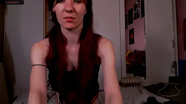 bzzz_bzzz Webcamshow