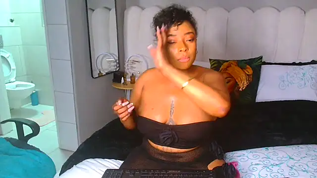 دردشة MILLA9000 الجنسية المباشرة