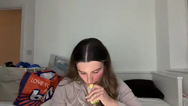 Chat +18 de maisiesmithx ao vivo