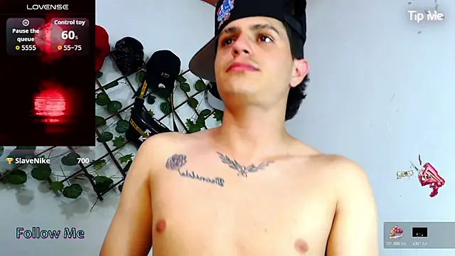 Themasterhades_777 在線直播表演