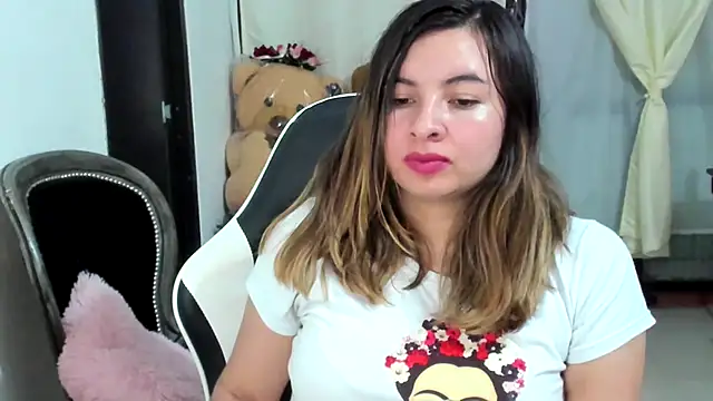 Chat +18 de __Emma__11__Lecat_ ao vivo