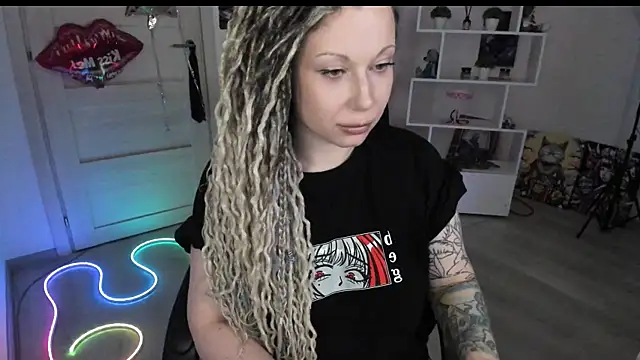 HoneySallyMoore's Live XXX Chat