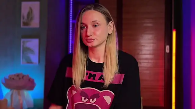 InDiva's Live XXX Chat