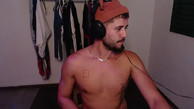 Show de guzzfit na webcam