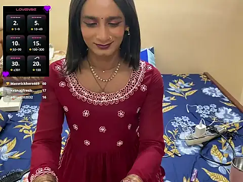 LuvLayla webcam show