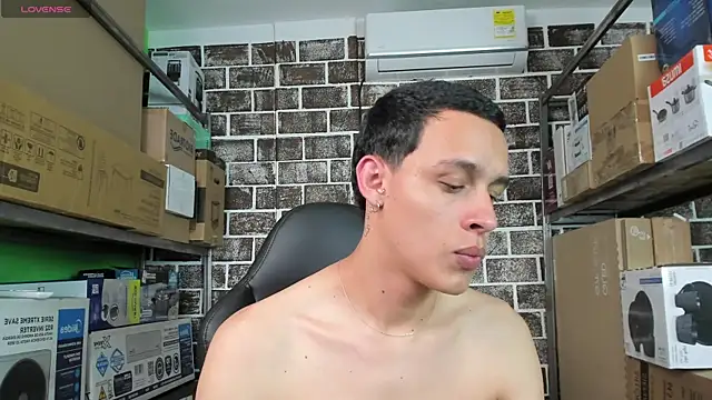 69osiris 网络视讯表演