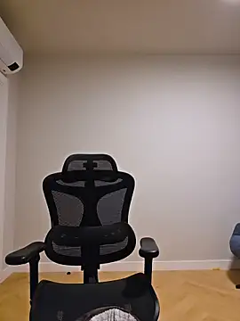 Chat XXX en directo de MiaRides19