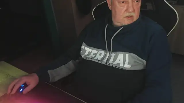 Chat XXX ao vivo de Teddybaer372