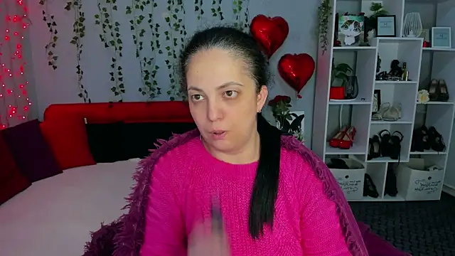 XXX chat uživo modela DarlingMilf