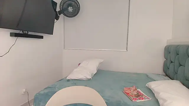 Онлайн чат XXX paulina_ponce