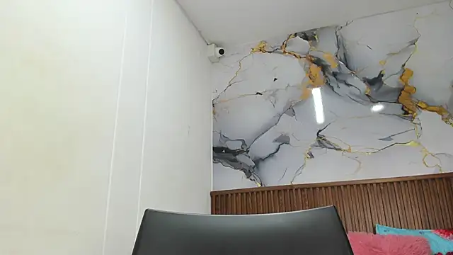 Cloe_35: онлайн-секс-чат