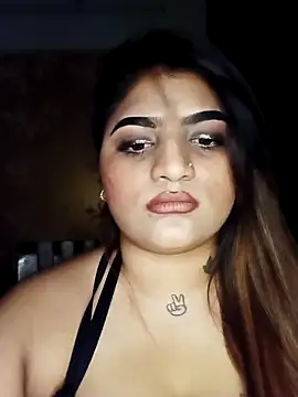 Sanaya_Gil Chat XXX in diretta