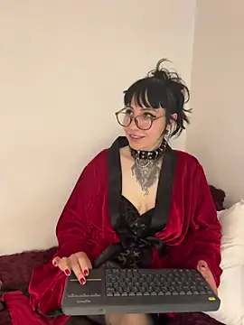 Ravenna666_ Adlı Modelin Canlı XXX Sohbeti