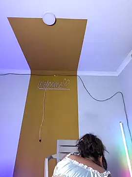 Rubi424 现场XXX聊天