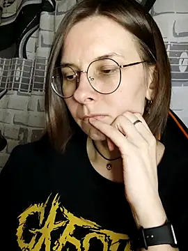 Aashikalaa's Live XXX Chat