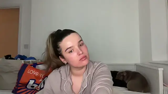 maisiesmithx: онлайн-секс-чат