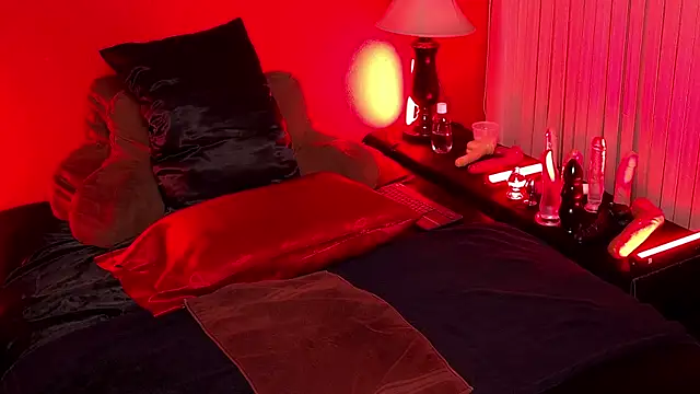 XXX chat uživo modela JenniferCD