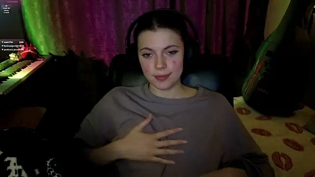 CutieAnny's Webcam Show