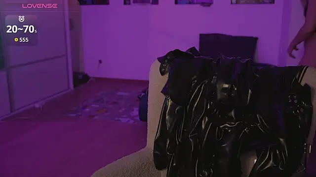 دردشة Dominatrix_Alice الجنسية المباشرة