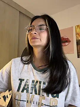 Cat2525's Live XXX Chat