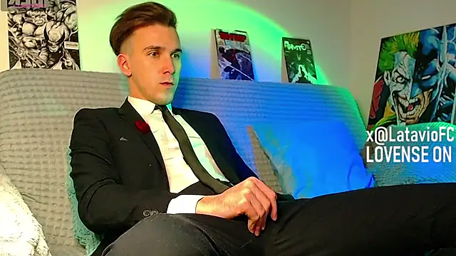 Chat XXX ao vivo de Midnighter_