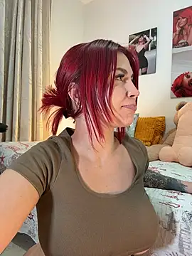 zafiro_mo0n 在線直播表演