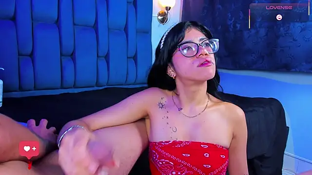 Zoe_Axel1 live XXX chat