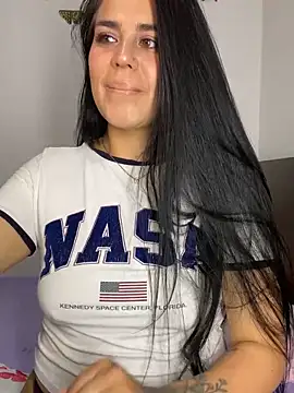 Chatroom XXX en direct de sophyy_white