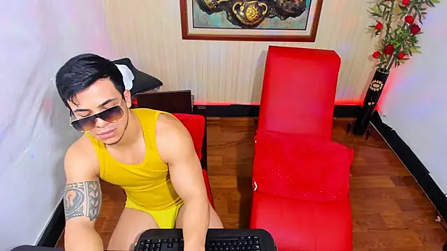 PowerExplosive 即時 XXX 聊天