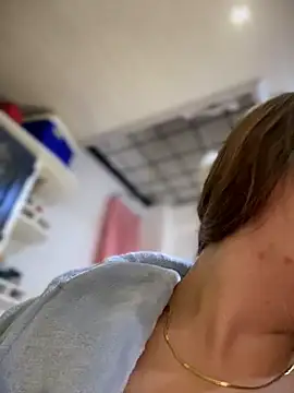 Emiily_lee's Live XXX Chat