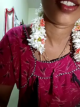 Kavya5500 Chat XXX in diretta