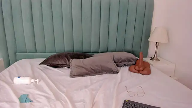 Scarlett__Noir's Live XXX Chat