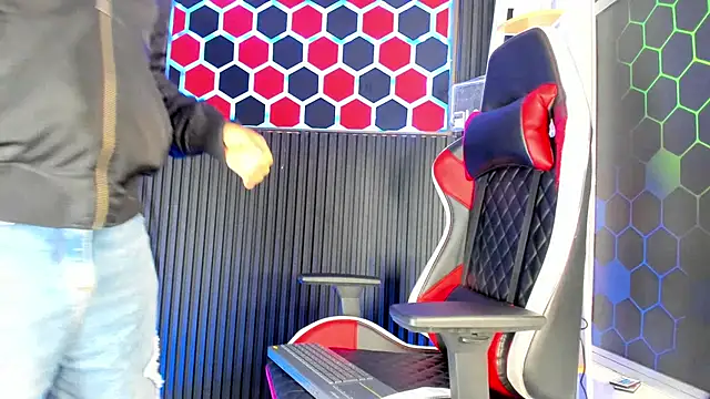 Cristopher_Wildのウェブカメラショー