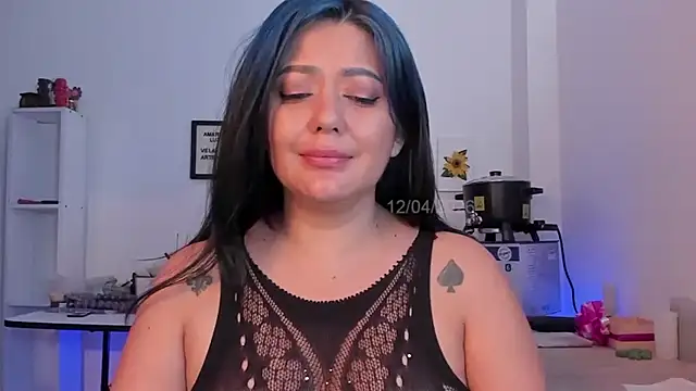 LauraToro_'s Live XXX Chat