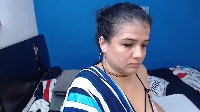 GlendaStarx Live XXX-Chat