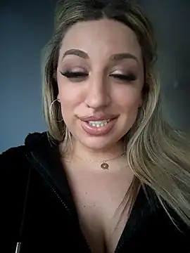 miamellycious live XXX chat