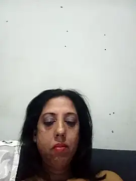 Mahi4luv: онлайн-секс-чат