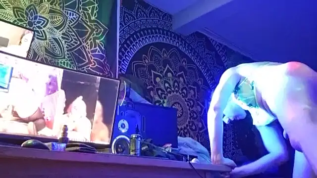 slankecrosdresser Show Webcam