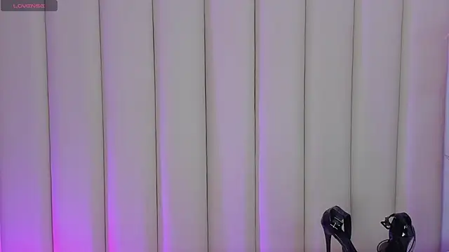 sam_phillipss Adlı Modelin Web Kamerası Şovu