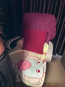 Chat XXX en directo de Lucky_Flora